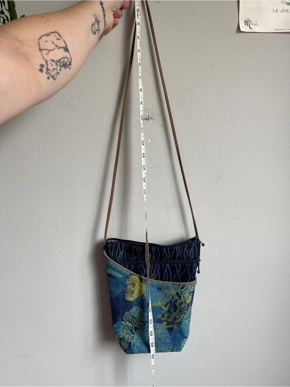 Whimsical Maruca Blue & Teal Tapestry City Girl Crossbody Bag with Leather Strap - Picture 7 of 7
